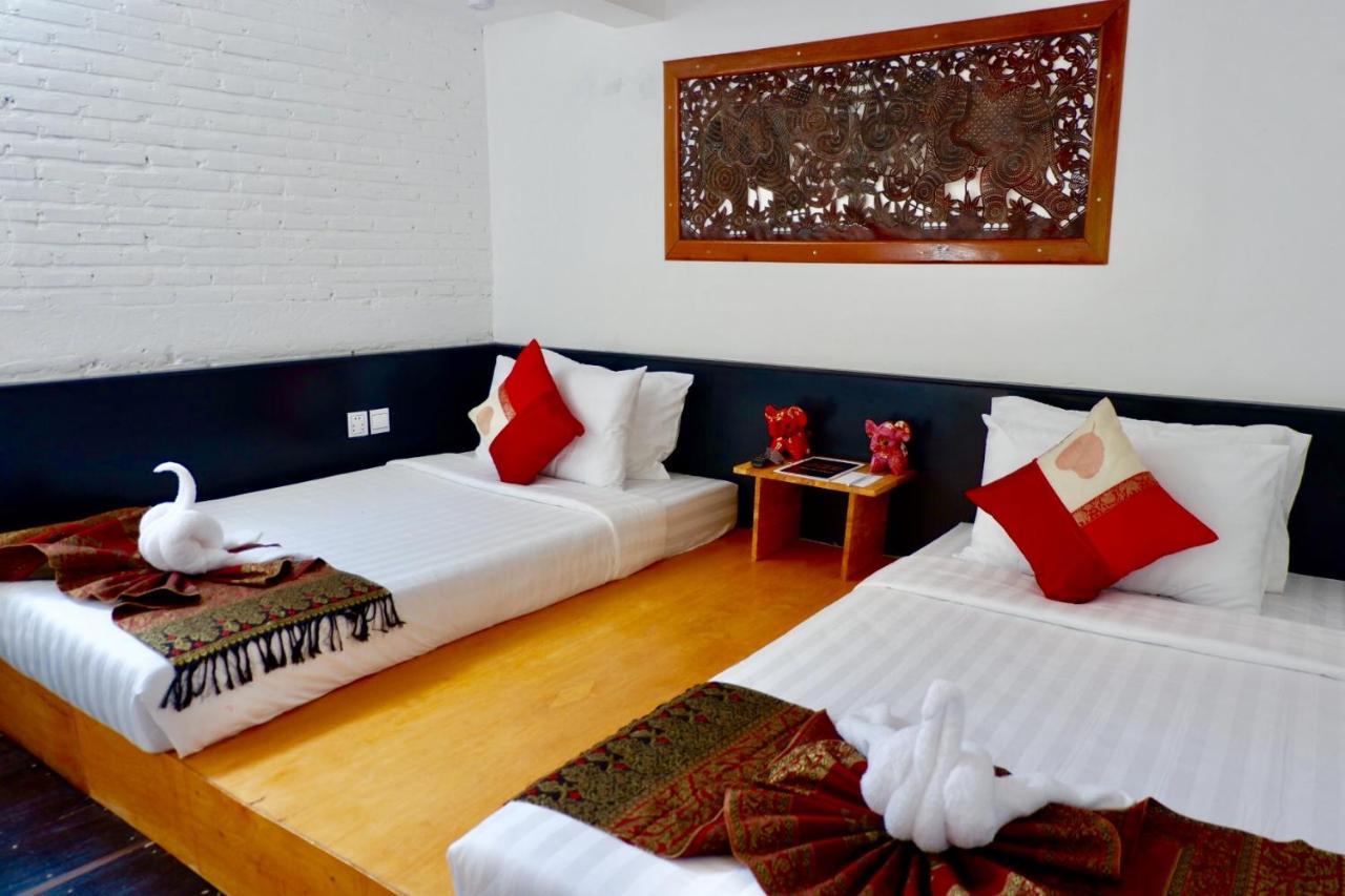 1004 Boutique Hotel Siem Reap Exteriör bild