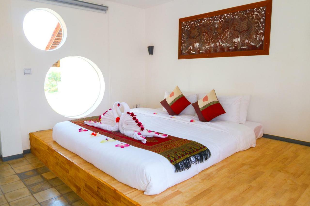 1004 Boutique Hotel Siem Reap Exteriör bild